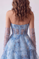 Laden Sie das Bild in den Galerie-Viewer, Staubiges blaues A-Linie Korsett Gestuftes Rüschen Trägerloses Langes Abschlussballkleid
