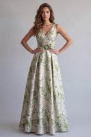 Laden Sie das Bild in den Galerie-Viewer, Hellgrünes Gefaltetes Jacquard Formelkleid in A-Linie mit 3D-Blume