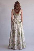 Laden Sie das Bild in den Galerie-Viewer, Hellgrünes Gefaltetes Jacquard Formelkleid in A-Linie mit 3D-Blume