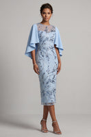 Laden Sie das Bild in den Galerie-Viewer, Bodycon Himmelblau Rundhals-Pailletten Blumenkleid Mutter der Braut mit Umhangärmeln