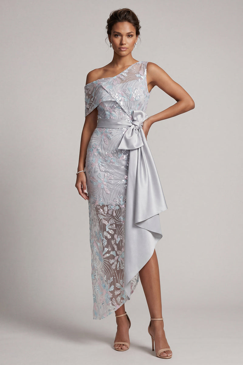 Laden Sie das Bild in den Galerie-Viewer, Einschulter-Hellgraue Pailletten Meerjungfrauen-Asymmetrisches Blumenkleid Mutter-der-Braut-Kleid mit Schärpe