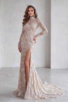 Laden Sie das Bild in den Galerie-Viewer, Meerjungfrauen-Champagner-Pailletten-Fransen-Lange-Pageant-Kleid mit Schlitz