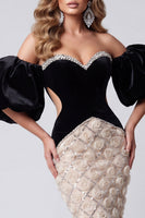 Laden Sie das Bild in den Galerie-Viewer, Schwarzes Meerjungfrau-Sweetheart-Pailletten-Blumenkleid mit langen Ausschnitten und Puffärmeln