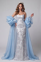 Laden Sie das Bild in den Galerie-Viewer, Hellblaues, trägerloses Meerjungfrauen-Perlen-Lange-Pageant-Kleid mit Rüschenschleppe