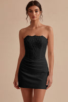 Laden Sie das Bild in den Galerie-Viewer, Trägerloses Weißes Bodycon Mini Standesamt Kleid mit Spitze