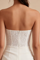 Laden Sie das Bild in den Galerie-Viewer, Trägerloses Weißes Bodycon Mini Standesamt Kleid mit Spitze