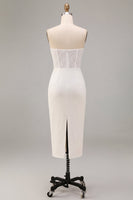 Laden Sie das Bild in den Galerie-Viewer, Weißes, trägerloses Midi-Bodycon gerafftes Korsett-Verlobungskleid mit Schlitz