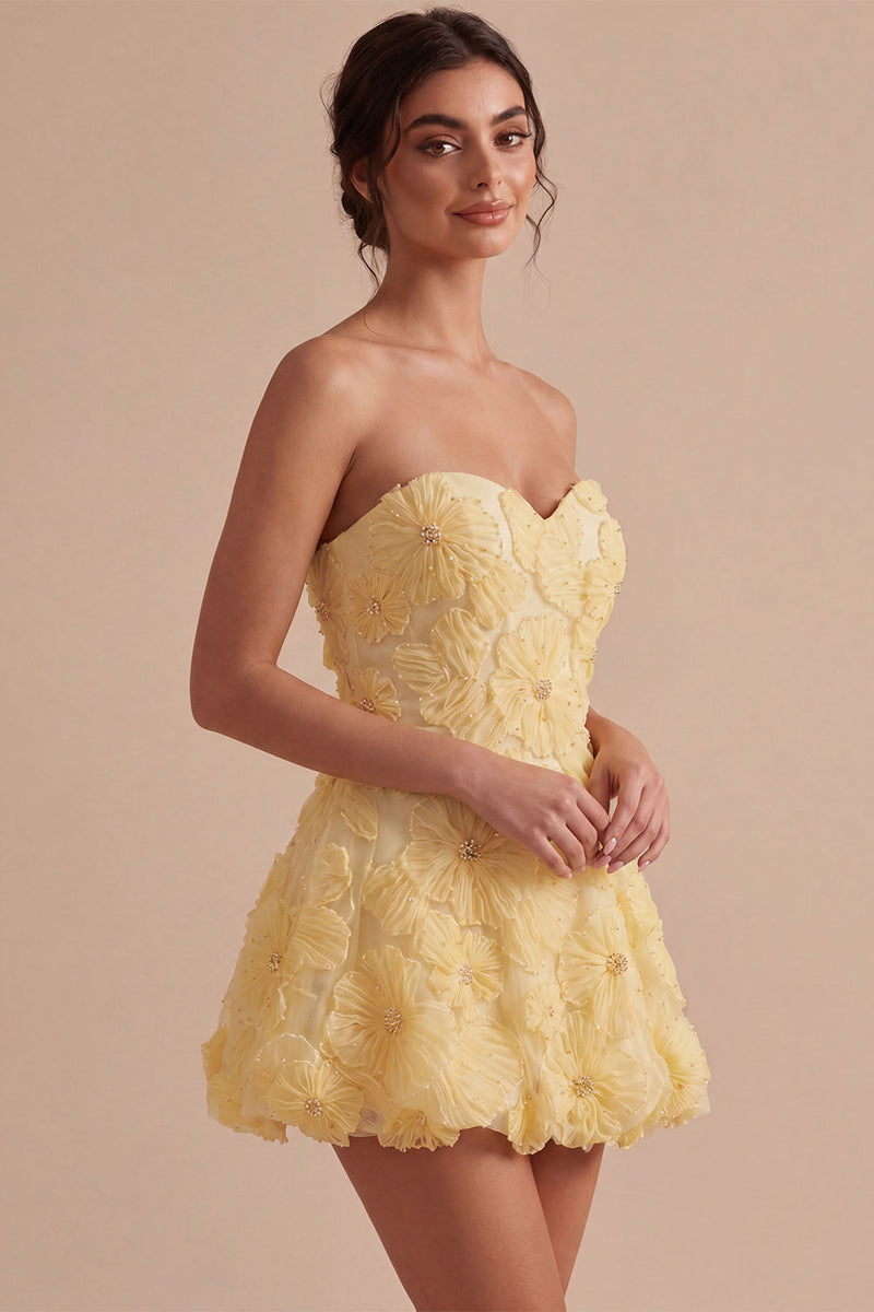 Laden Sie das Bild in den Galerie-Viewer, Gelbes Sweetheart A-Line perlenbesetztes Blumen-Homecoming-Kleid mit Rüschen