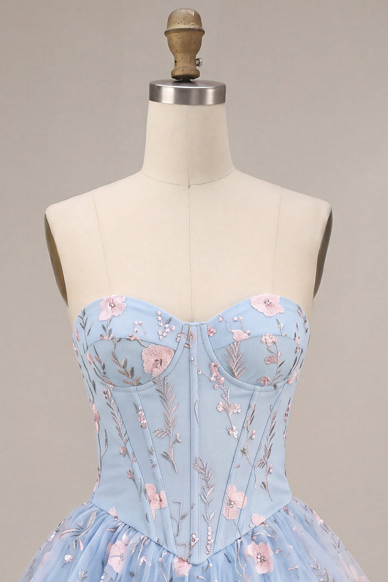 Laden Sie das Bild in den Galerie-Viewer, Blaues A-Linien-Trägerloses Korsett, floral-gestufte, rüschige baskische Taille-Homecoming-Kleid