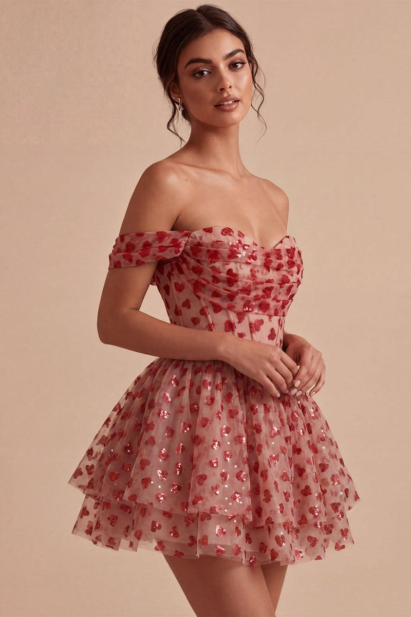 Laden Sie das Bild in den Galerie-Viewer, Off-the-shoulder rotes A-Linien-Pailletten-Korsett mit Stufen und Rüschen-Homecoming-Kleid