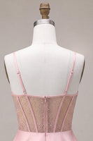Laden Sie das Bild in den Galerie-Viewer, Rosa A-Linien Rüschen Transparentes Korsett Kurzes Abendkleid mit Perlenmuster und Schleife