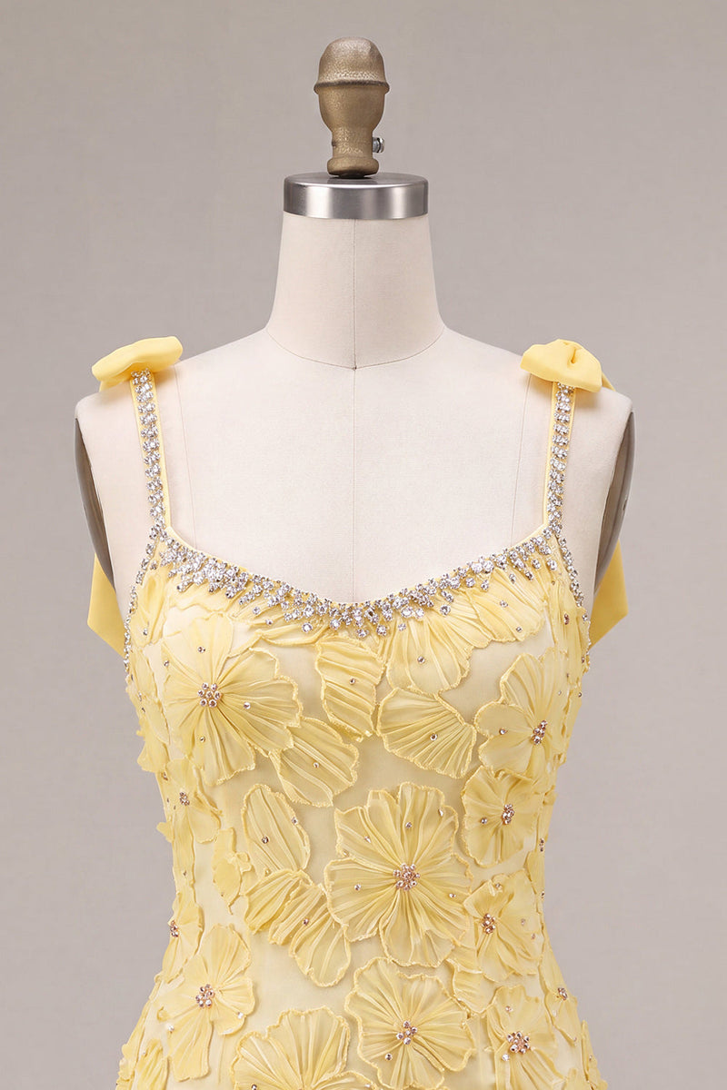 Laden Sie das Bild in den Galerie-Viewer, Gelbes Bodycon Perlen Blumen Stickerei Kurzes Abendkleid mit Strass-Besatz