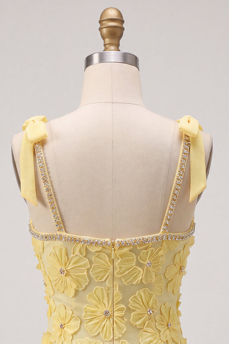 Laden Sie das Bild in den Galerie-Viewer, Gelbes Bodycon Perlen Blumen Stickerei Kurzes Abendkleid mit Strass-Besatz