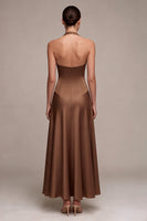 Laden Sie das Bild in den Galerie-Viewer, Satin Kaffee Neckholderhals Rückenloses A-Linie langes Festkleid