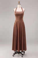 Laden Sie das Bild in den Galerie-Viewer, Satin Kaffee Neckholderhals Rückenloses A-Linie langes Festkleid