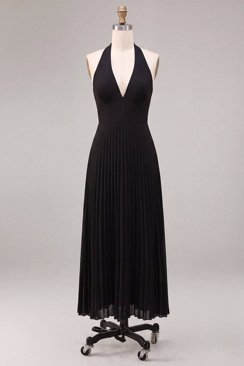 Laden Sie das Bild in den Galerie-Viewer, Chiffon-Schwarzes A-Linien-Neckholder-Plissierten-Maxi-Festkleid