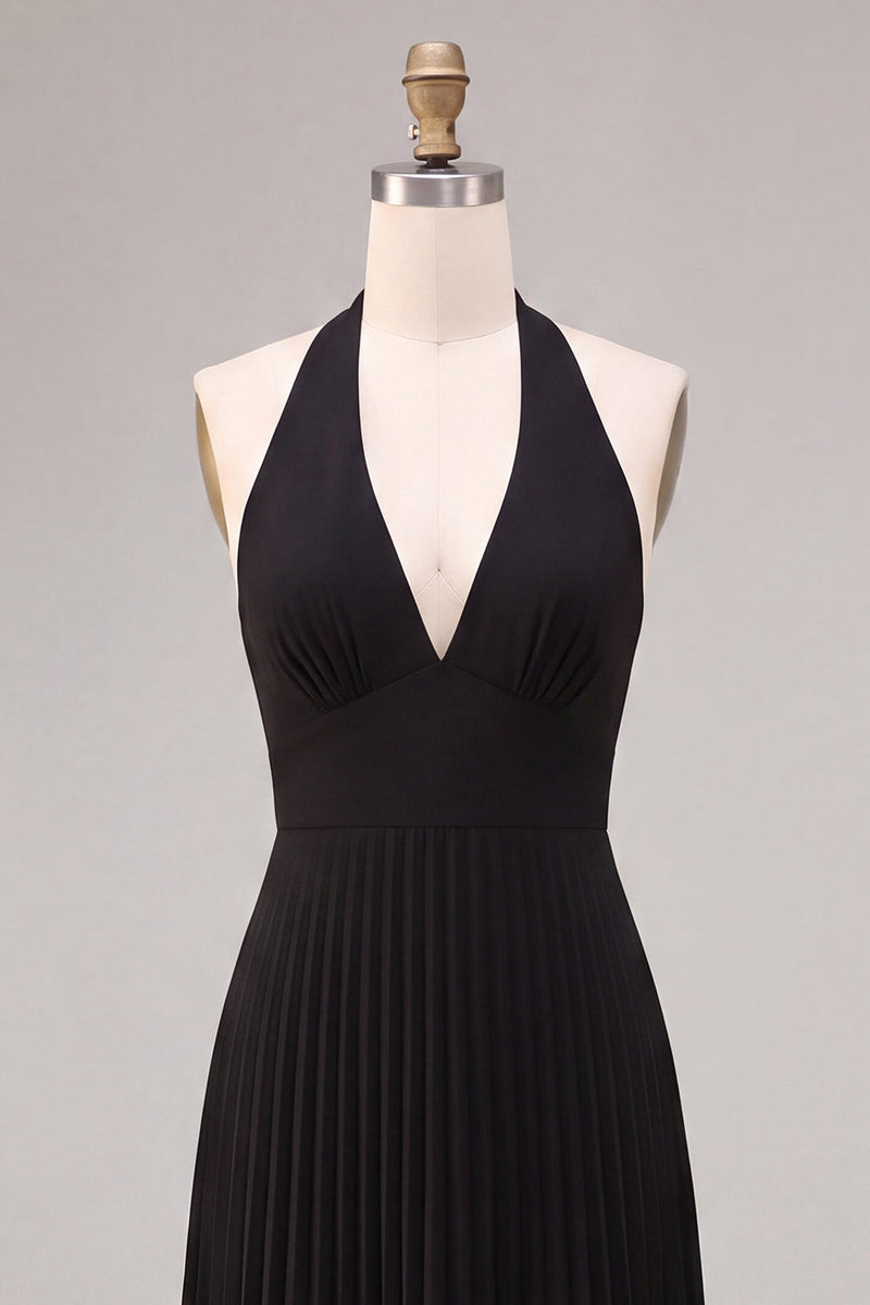 Laden Sie das Bild in den Galerie-Viewer, Chiffon-Schwarzes A-Linien-Neckholder-Plissierten-Maxi-Festkleid