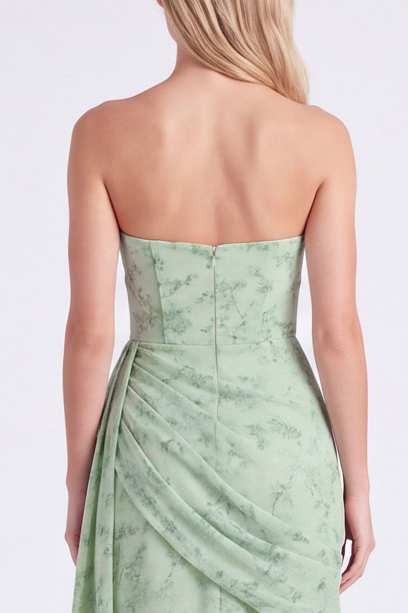 Laden Sie das Bild in den Galerie-Viewer, Staubiges Salbei Trägerloses Meerjungfrauen Chiffon Gefaltetes Blumen Langes Brautjungfernkleid mit Schlitz