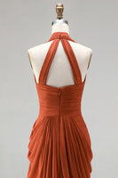Laden Sie das Bild in den Galerie-Viewer, Burnt Orange Neckholderhals, geraffte Scheide, langes Festkleid