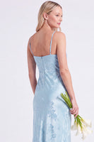 Laden Sie das Bild in den Galerie-Viewer, Meerjungfrau-Narzissen Blumen-Spaghetti-Träger Schlüsselloch Langes Brautjungfernkleid