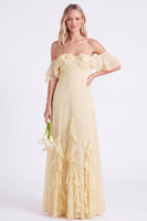 Laden Sie das Bild in den Galerie-Viewer, Schulterloses Narzissen-Chiffon mit Rüschen langes Brautjungfernkleid