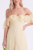Laden Sie das Bild in den Galerie-Viewer, Schulterloses Narzissen-Chiffon mit Rüschen langes Brautjungfernkleid