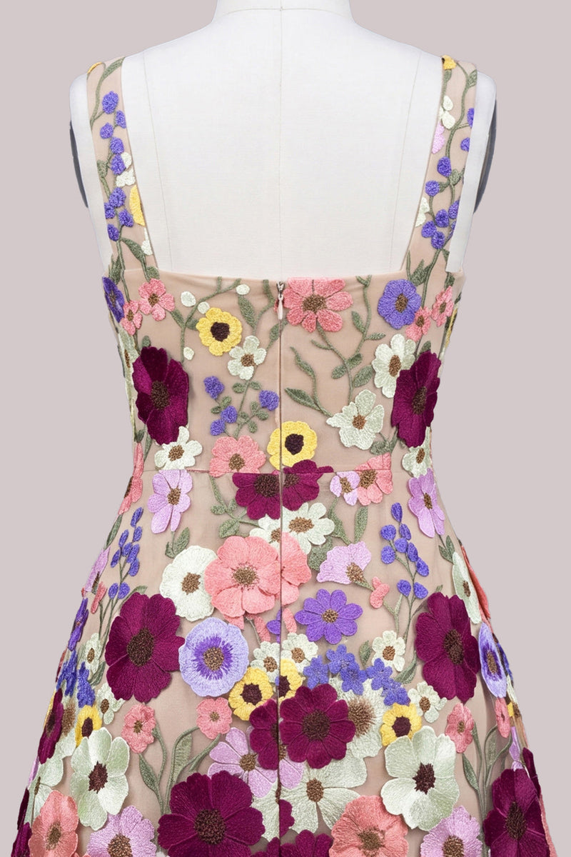 Laden Sie das Bild in den Galerie-Viewer, A-Linie Quadrathals Rosa Kurzes Abendkleid mit Applikationen