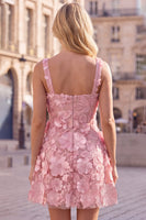 Laden Sie das Bild in den Galerie-Viewer, A-Linie Quadrathals Rosa Kurzes Abendkleid mit Applikationen