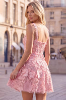 Laden Sie das Bild in den Galerie-Viewer, A-Linie Quadrathals Rosa Kurzes Abendkleid mit Applikationen