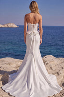 Laden Sie das Bild in den Galerie-Viewer, Weißes Trägerloses Korsett Satin Langes Meerjungfrauen Hochzeitskleid