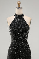 Laden Sie das Bild in den Galerie-Viewer, Schwarzes Bodycon Neckholder Perlenbesetztes Kurzes Abendkleid mit Schnürung hinten