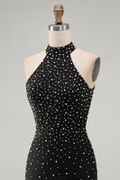 Laden Sie das Bild in den Galerie-Viewer, Schwarzes Bodycon Neckholder Perlenbesetztes Kurzes Abendkleid mit Schnürung hinten