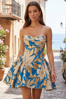 Laden Sie das Bild in den Galerie-Viewer, Blaues Jacquard Gerafftes A-Linie Trägerloses Kurzes Abendkleid