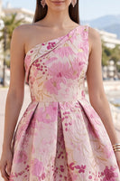 Laden Sie das Bild in den Galerie-Viewer, Rosa Einschulteriges Blummiges Jacquard Plissiert Kurzes Abendkleid in A-Linie