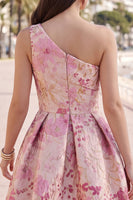 Laden Sie das Bild in den Galerie-Viewer, Rosa Einschulteriges Blummiges Jacquard Plissiert Kurzes Abendkleid in A-Linie