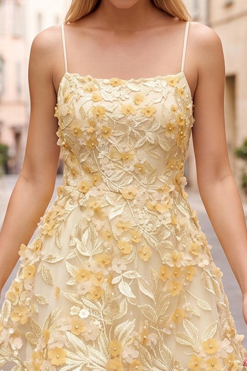 Laden Sie das Bild in den Galerie-Viewer, Gelbes A-Linie Permutt Kurzes Abendkleid mit 3D-Blumenapplikationen