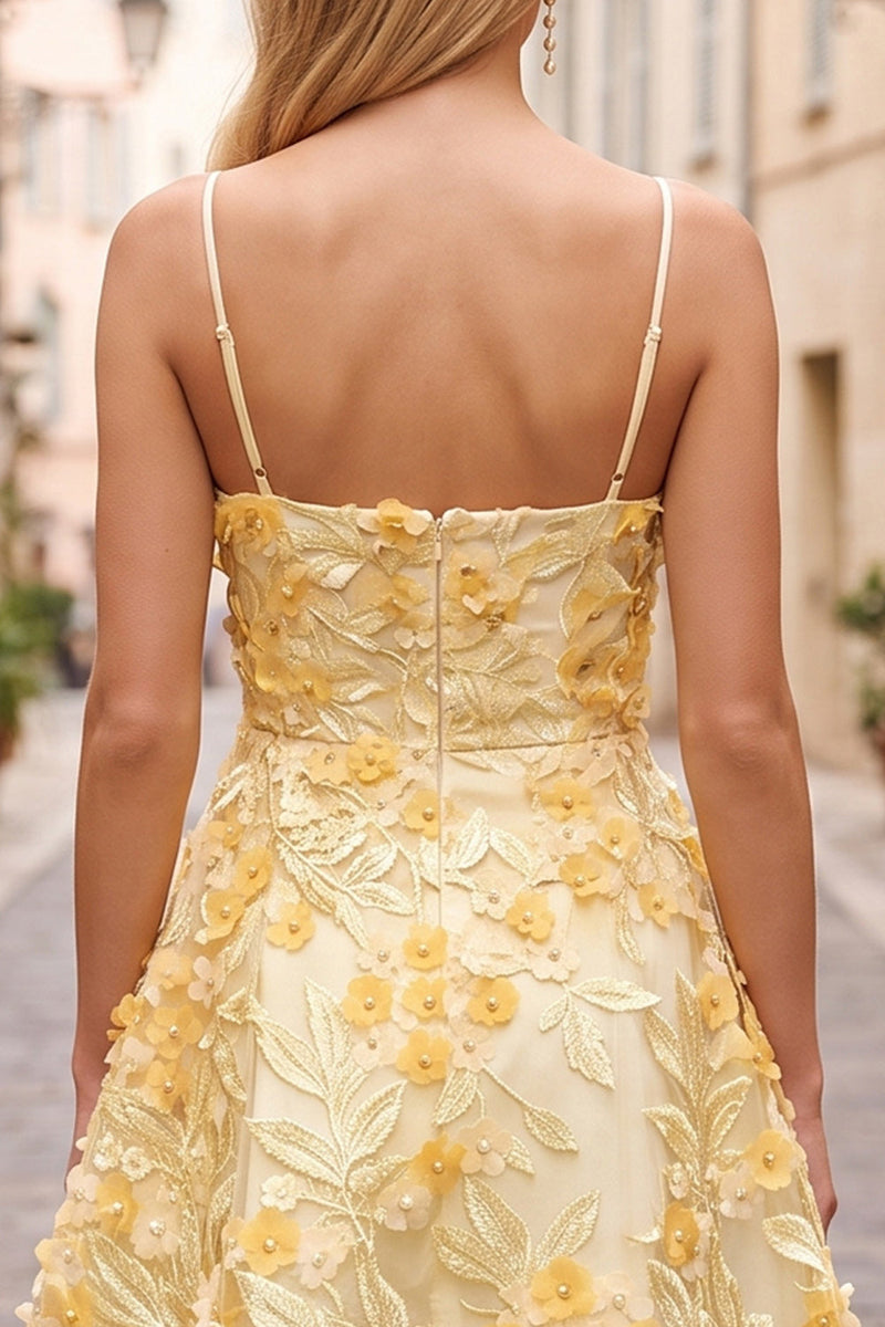 Laden Sie das Bild in den Galerie-Viewer, Gelbes A-Linie Permutt Kurzes Abendkleid mit 3D-Blumenapplikationen