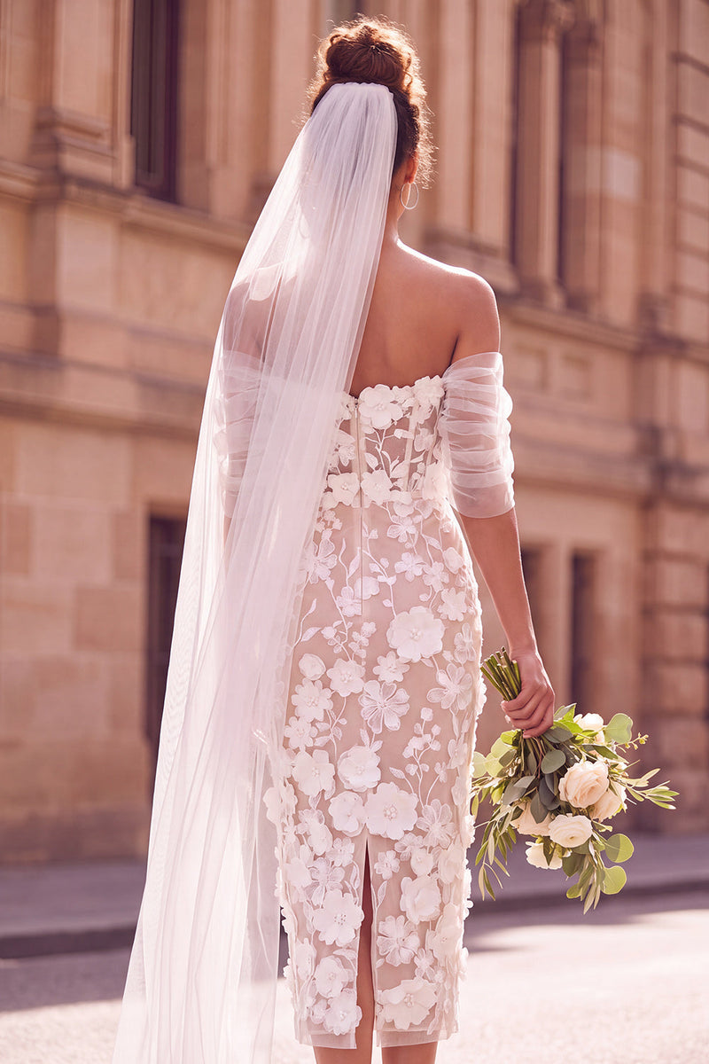 Laden Sie das Bild in den Galerie-Viewer, Weißes Sheath Schulterloses Off-the-shoulder Blumen Midi Elopement Hochzeitskleid