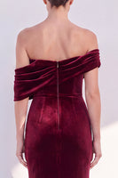 Laden Sie das Bild in den Galerie-Viewer, Burgunder Schulterloses Samt Meerjungfrauen Festkleid