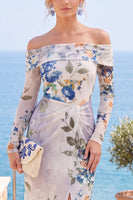 Laden Sie das Bild in den Galerie-Viewer, Rosa Rot Blumiges Trägerloses Scheiden Gefaltetes Festkleid mit Schlitz