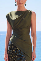Laden Sie das Bild in den Galerie-Viewer, Schwarze Pailletten Asymmetrisches Gerafftes Meerjungfrauen Festkleid mit Schlitz
