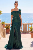 Laden Sie das Bild in den Galerie-Viewer, Glitzerndes Dunkelgrünes Asymmetrisches Off-the-shoulder Pailletten Gerafftes Meerjungfrauenlanges Festkleid mit Schärpe