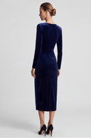 Laden Sie das Bild in den Galerie-Viewer, Marineblaues Samt Midi Kleid mit V‑Ausschnitt und Blumen‑Applikation