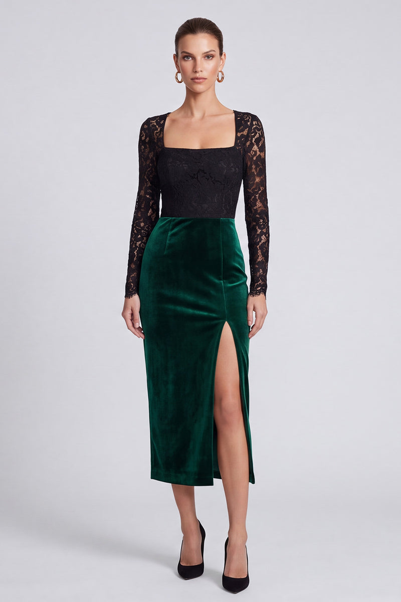 Laden Sie das Bild in den Galerie-Viewer, Dunkelgrünes Samt Langarm Midi‑Kleid mit schwarze Spitze und Schlitz