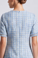 Laden Sie das Bild in den Galerie-Viewer, Hellblaues Kariertes Tweed‑Kleid mit Kurzärmeln