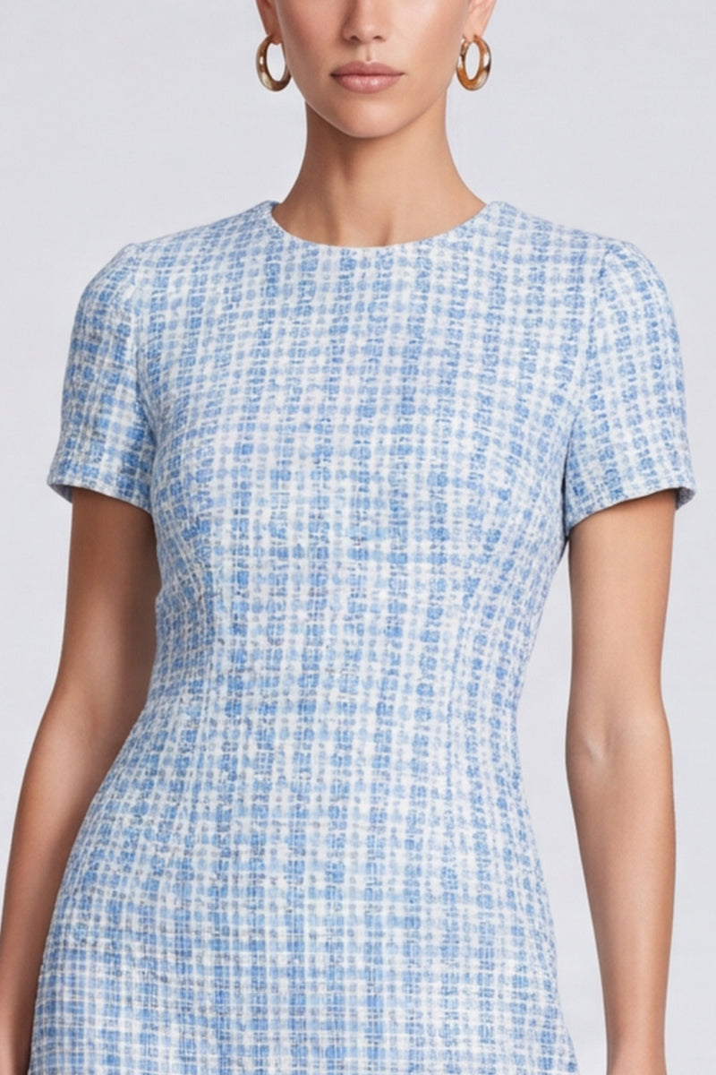 Laden Sie das Bild in den Galerie-Viewer, Hellblaues Business Tweed‑Minikleid mit Kurzärmeln