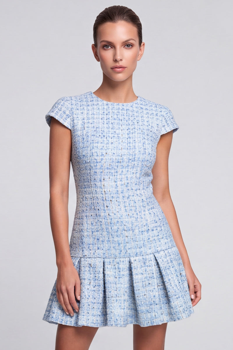 Laden Sie das Bild in den Galerie-Viewer, Hellblaues Tweed‑Minikleid mit Plisseerock