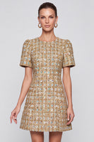Laden Sie das Bild in den Galerie-Viewer, Champagner kariertes Tweed‑Minikleid mit Puffärmeln