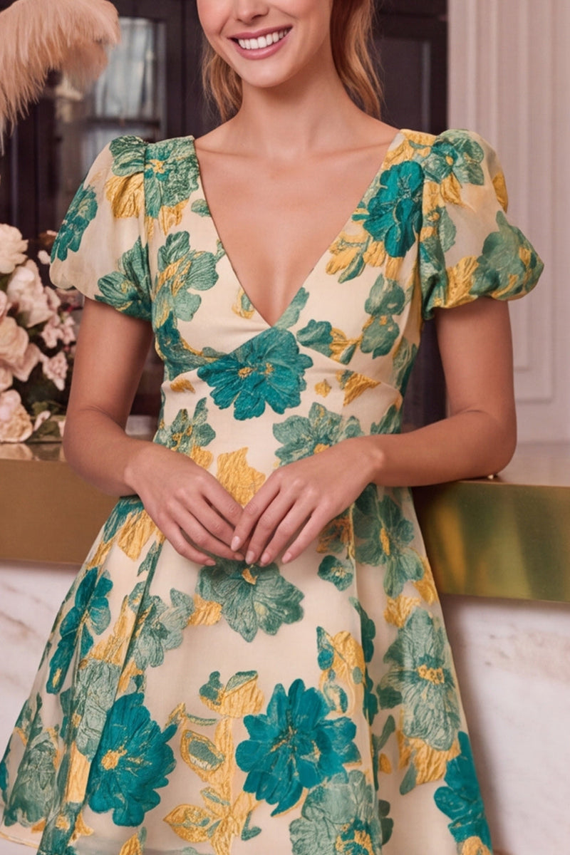 Laden Sie das Bild in den Galerie-Viewer, Florales Rosa A-Linie V-Ausschnitt Bedrucktes Kurzes Abendkleid mit kurzen Ärmeln