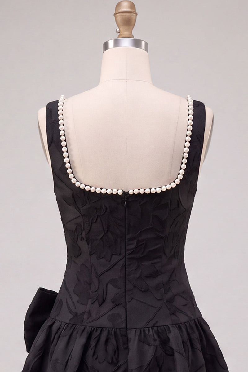 Laden Sie das Bild in den Galerie-Viewer, Schwarzes A-Linie Blumen Jacquard Perlmutt Kurzes Abendkleid mit Schleife